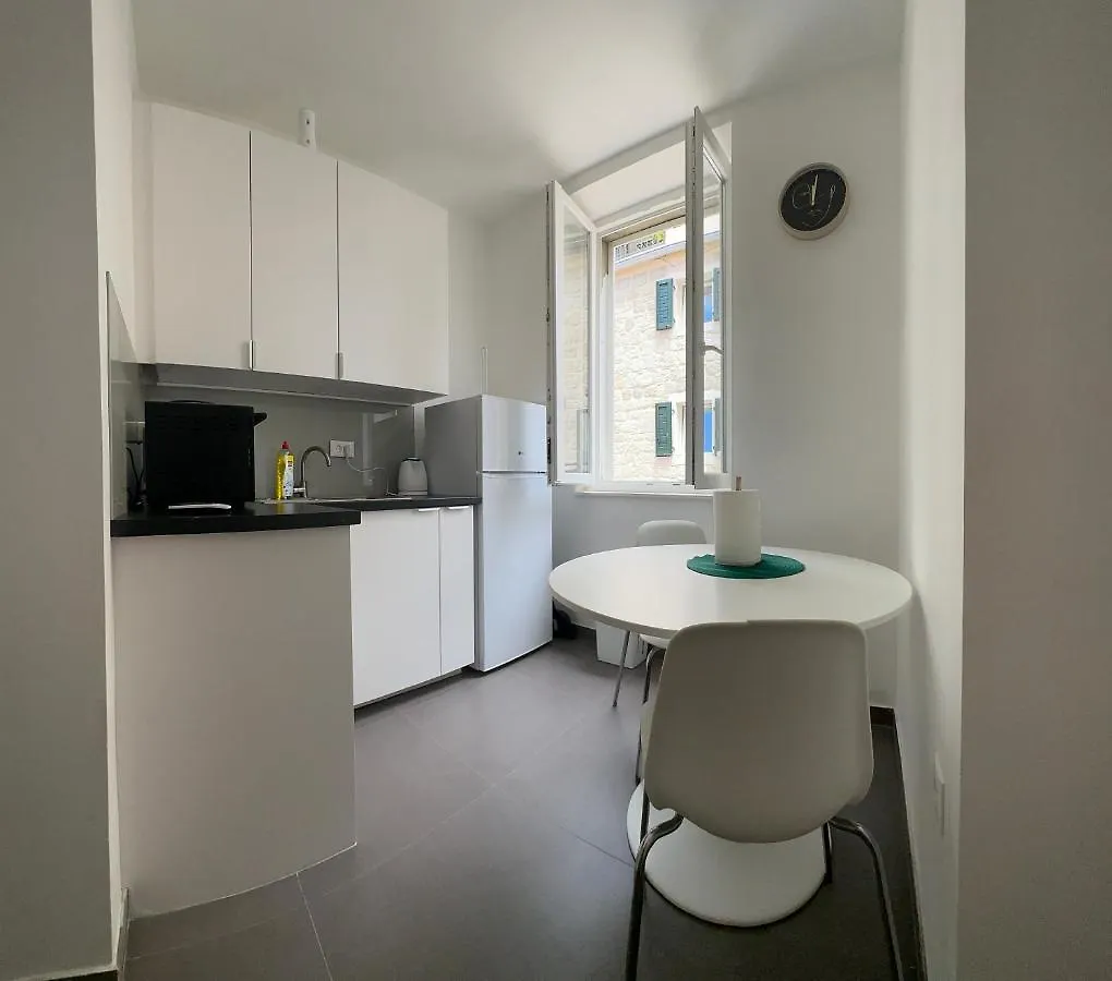 Old Town Apolon Luxury Apartment 스플리트