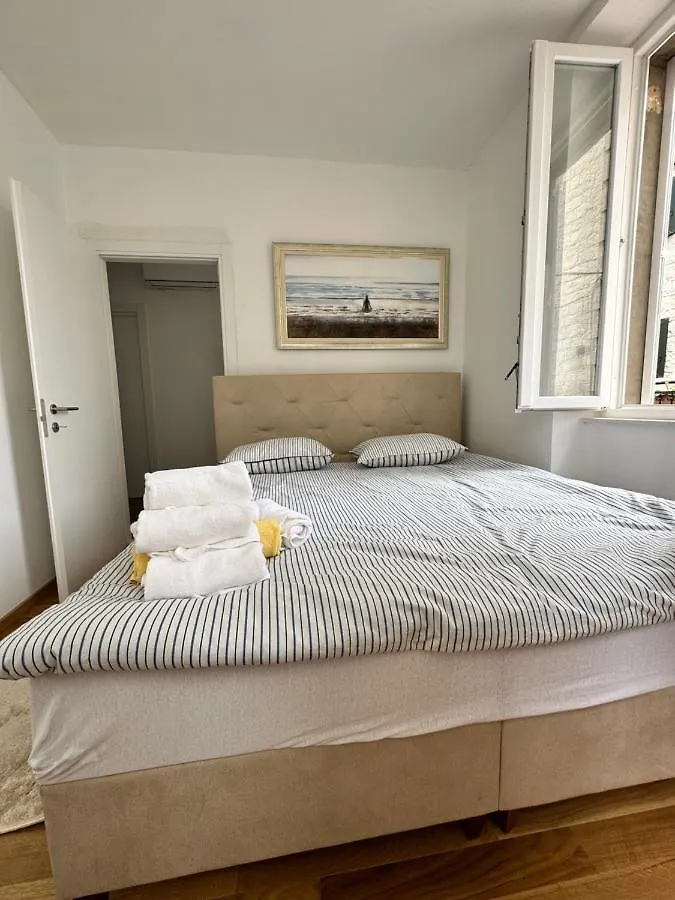 Old Town Apolon Luxury Apartment Split